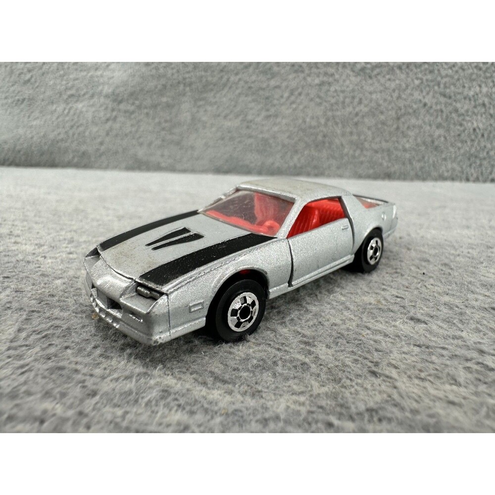 ROAD CHAMPS Classic Sports Die Cast Camaro Silver Car  T5